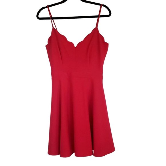 b.darling Dresses & Skirts - B.Darling Dress size 11/12 Sweetheart scalloped neckline hot pink